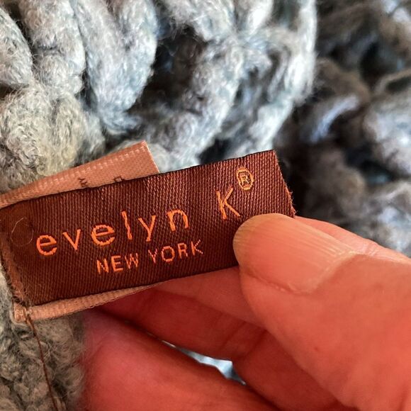 Anthropologie Evelyn K New York Open Weave Infinity Neck Scarf - Picture 5 of 9